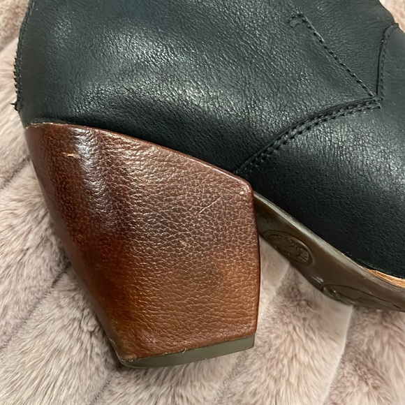 Kork Ease black ankle bootie size 7.5 - Picture 6 of 11
